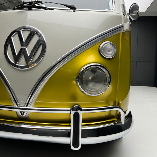 1975 Volkswagen Microbus Deluxe Samba in Classic Cars in Guelph - Image 3