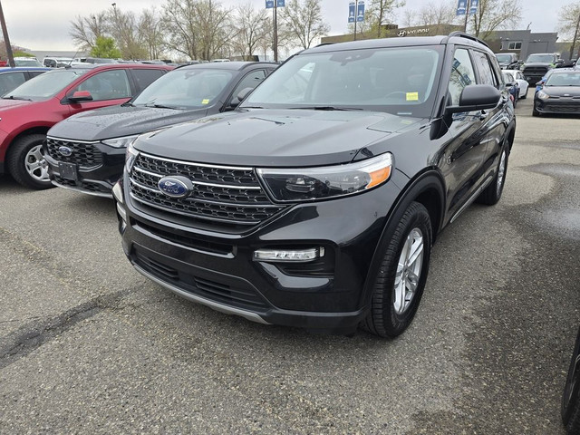 2023 Ford Explorer XLT 4WD | HTD STS HTD STR WHL | MOONROOF | NA in Cars & Trucks in Calgary - Image 3