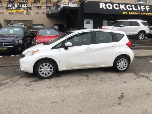 2016 Nissan Versa Note in Cars & Trucks in City of Toronto - Image 2