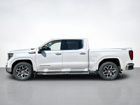 Powered by innovation, our used 2022 GMC Sierra 1500 SLT Crew Cab short box 4X4 delivers what you de... (image 1)