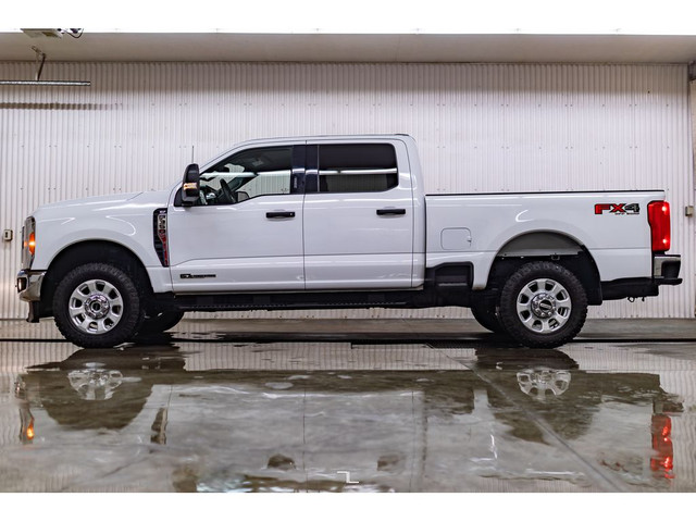 2023 Ford F-350 4x4 Crew Cab XLT FX4 Diesel PSeat BCam in Cars & Trucks in Calgary - Image 3