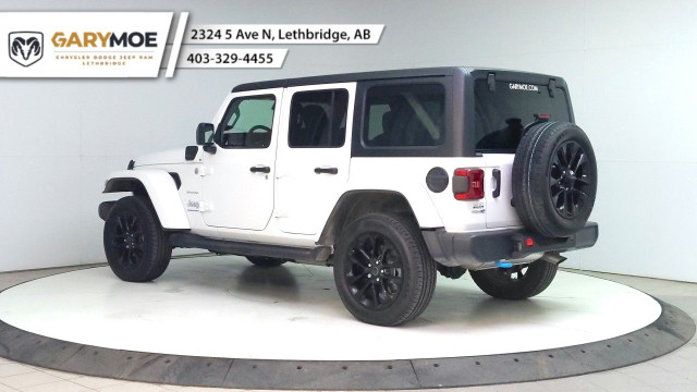 2024 Jeep Wrangler 4xe Sahara - Side Steps - Safety Group in Cars & Trucks in Lethbridge - Image 3
