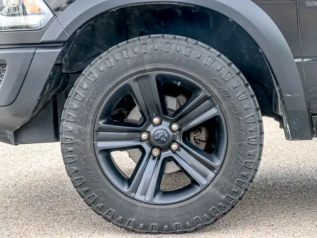 2021 RAM 1500 Classic SLT Warlock | GPS | Park Senses | Back-... in Cars & Trucks in London - Image 17