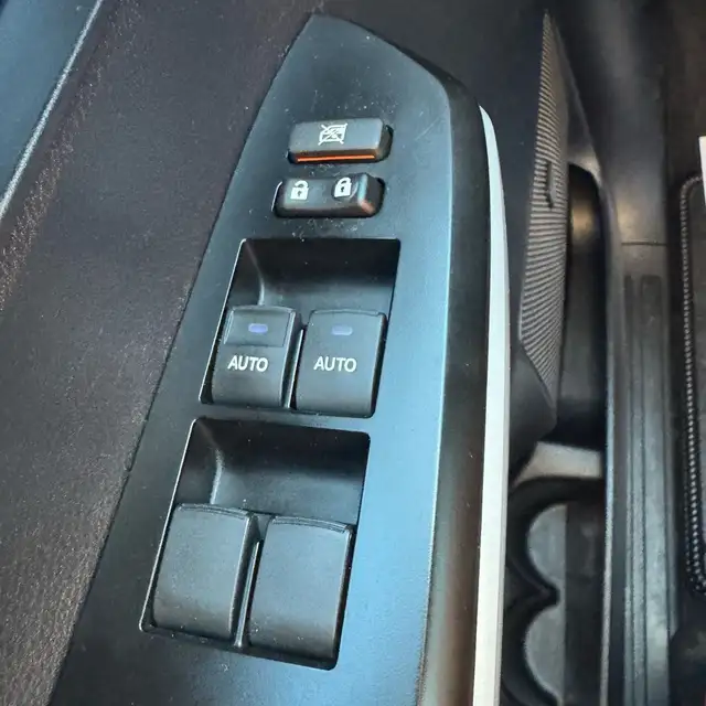 2018 Toyota Tundra Platinum 1794 Edition, Crewmax, 5.7L V8, Prem in Cars & Trucks in Cranbrook - Image 19