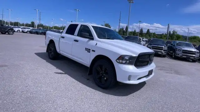 2023 Ram 1500 Classic Express | 4X4 | Backup Camera in Cars & Trucks in Prince George - Image 3