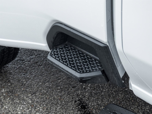 2026 Chevrolet Silverado 3500HD Work Truck- Dual Rear Wheels | D in Cars & Trucks in Markham / York Region - Image 4