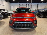 Stand out from the crowd in our luxurious 2021 Kia Soul EX+ that leads the way in Habanaro Orange Me... (image 7)