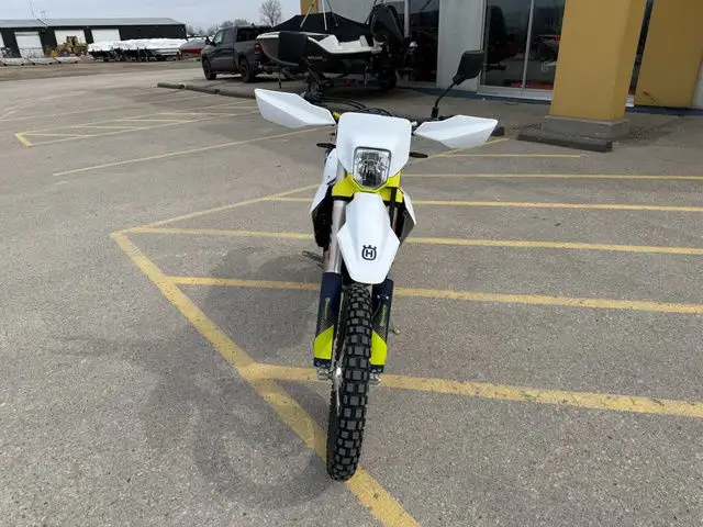 2024 Husqvarna FE 501s in Dirt Bikes & Motocross in Winnipeg - Image 3