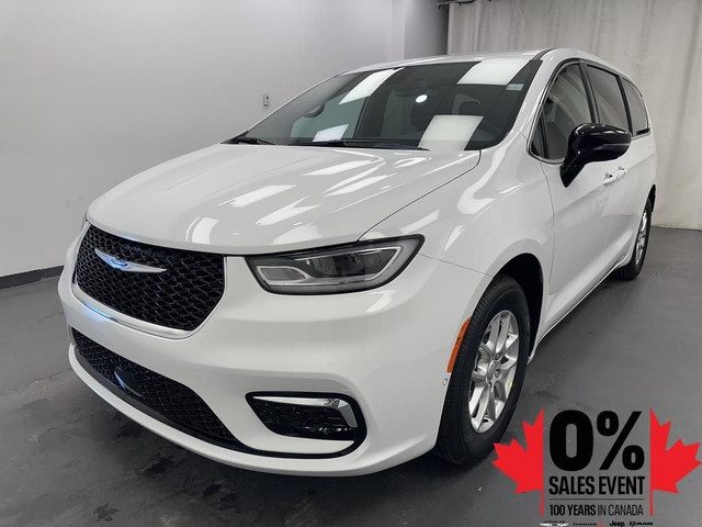 2025 Chrysler Pacifica Select - Apple CarPlay in Cars & Trucks in Lethbridge