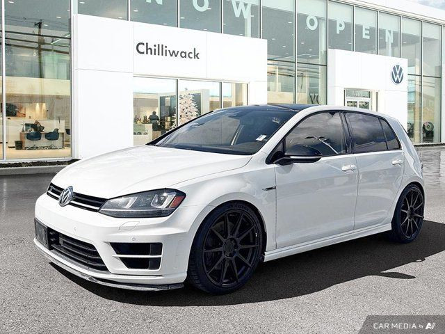 2016 Volkswagen Golf R 4MOTION in Cars & Trucks in Chilliwack