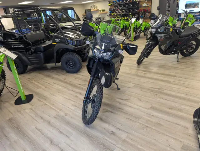 2025 Kawasaki KLR650 NONABS in Scooters & Pocket Bikes in Medicine Hat - Image 5