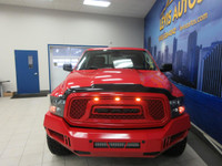 RAM 1500 2022 CLASSIC EXPRESS NIGHT EDITION V-8 5.7 LITRES HÉMI CREW-CAB BOITE 5.7 PIEDS 4X4 / PNEUS... (image 3)