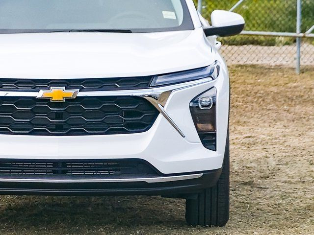 2025 Chevrolet Trax LT in Cars & Trucks in Edmonton - Image 4