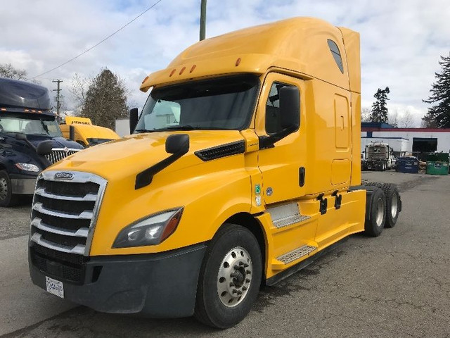 2020 Freightliner T12664ST in Heavy Trucks in City of Montréal - Image 3