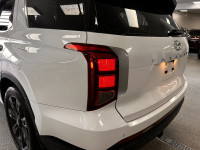 Load up the family and enjoy our used 2023 Hyundai Palisade Urban AWD that is here to elevate your d... (image 9)