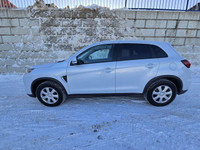 Gaz 2022 Mitsubishi RVR SE 4WD CVT 2.4L 4-Cylinder SMPI DOHC * Market Value Pricing *. Certification... (image 4)