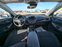 Come finance with us. Apply at stonebridgeauto.com 2024 Chevrolet Malibu LT with 24000km. 1.5L 4 cyl... (image 7)