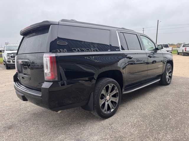 2016 GMC Yukon XL in Cars & Trucks in Winnipeg - Image 4