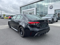 Low Mileage, Navigation, Sunroof, Heated Steering Wheel, Sport Suspension, Aluminum Wheels! A combin... (image 7)