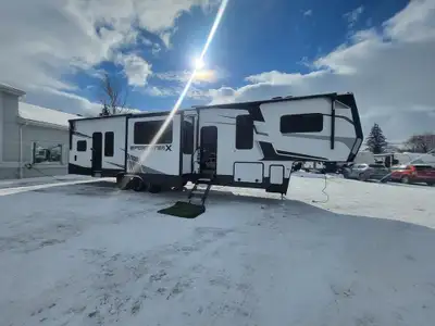 . 2025 KZ-RV Sportster X 3915X 342$ / Week at 8.49% for 240 Months. Introducing the All-New 2025 Spo...