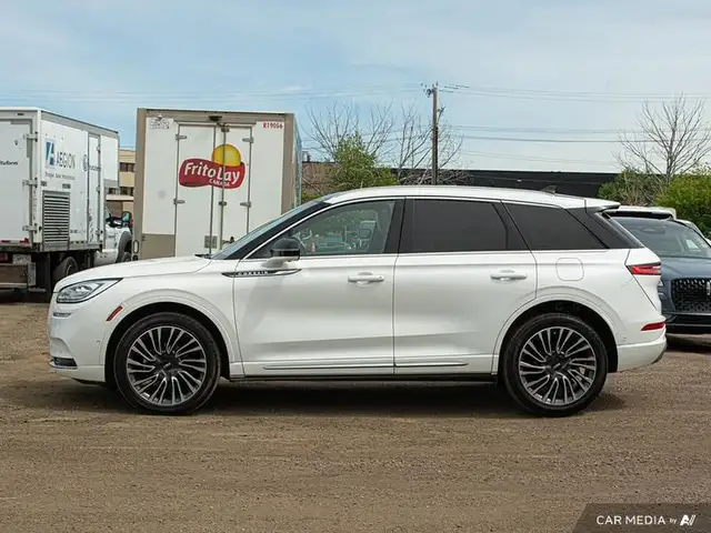 2020 Lincoln Corsair Reserve in Cars & Trucks in Edmonton - Image 4