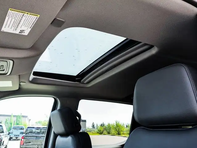 2025 Chevrolet Silverado 1500 LT Trail Boss in Cars & Trucks in Strathcona County - Image 17
