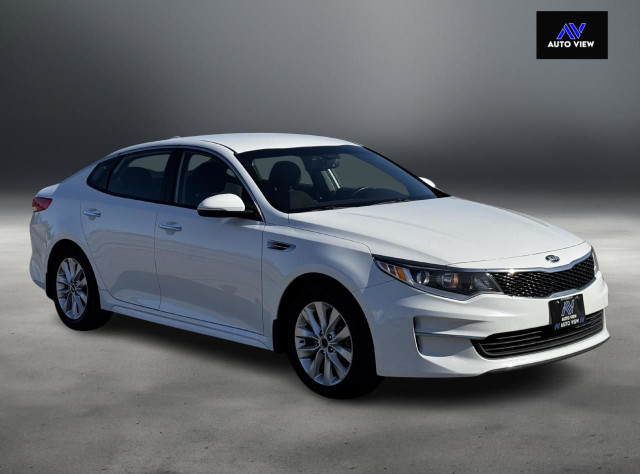 2018 Kia Optima LX **BLIND SPOT DETECTION** in Cars & Trucks in Hamilton - Image 3