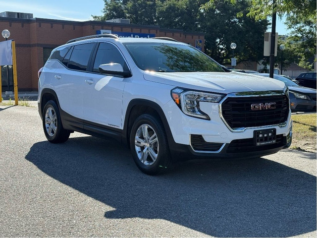 2022 GMC Terrain AWD 4dr SLE in Cars & Trucks in City of Toronto - Image 2