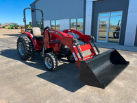 2018 CASEIH FARMALL 35A MFD UTILITY LOADER TRACTOR w/160 hours