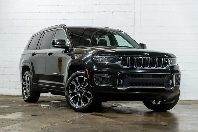 2021 Jeep Grand Cherokee L Overland 4x4 | Premium | Accès in Cars & Trucks in City of Montréal