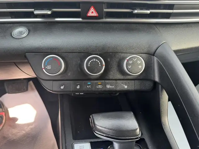 Hyundai Elantra Preferred 2021 Caméra de recul écran tactile siè in Cars & Trucks in Trois-Rivières - Image 18