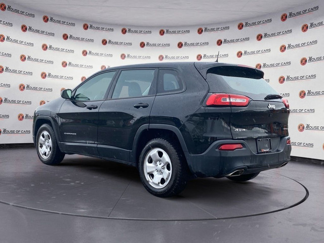 2018 Jeep Cherokee Sport 4x4 in Cars & Trucks in Calgary - Image 4