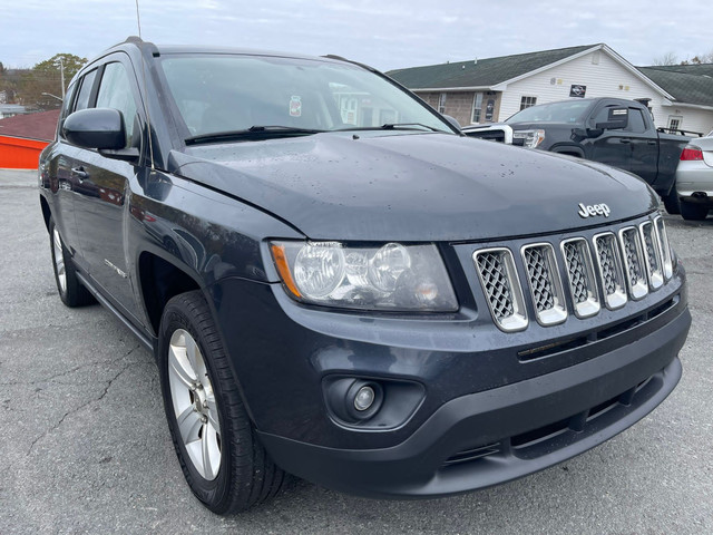 2015 Jeep Compass 4WD 4dr North | 2.4L 4Cyl | 4x4 | Leather in Cars & Trucks in Dartmouth