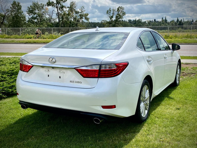 2014 Lexus ES 350 in Cars & Trucks in Calgary - Image 3