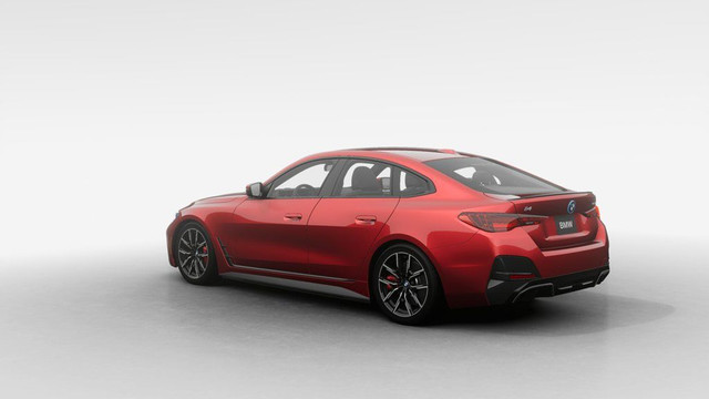 2025 BMW i4 eDrive35 Gran Coupe | M Sport | Premium Amélioré in Cars & Trucks in City of Montréal - Image 2