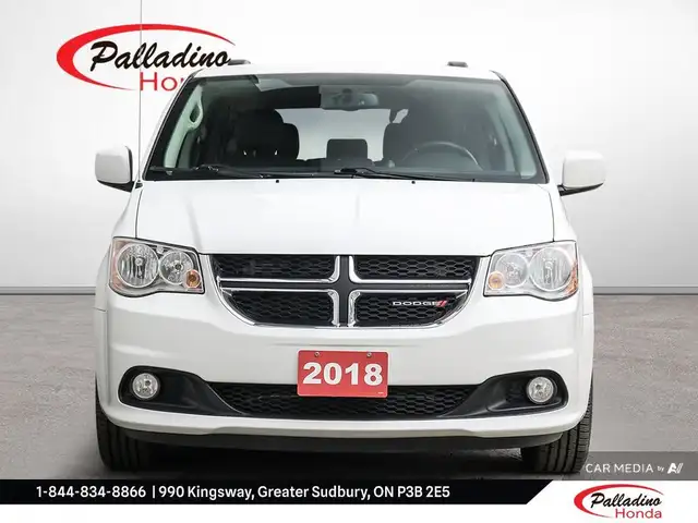 2018 Dodge Grand Caravan Crew Plus in Cars & Trucks in Sudbury - Image 3