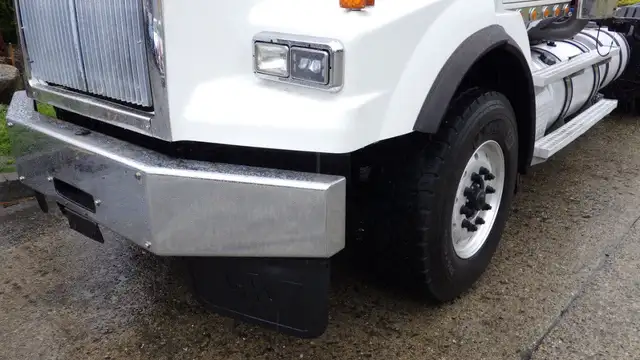 2019 Western Star 4900 SB Cummins X15 Eaton 18 Speed in Heavy Trucks in Delta/Surrey/Langley - Image 18