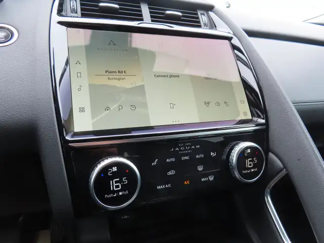2021 Jaguar E-PACE SE P250 AWD - Navigation - 1 OWNER CAR !!! in Cars & Trucks in Oakville / Halton Region - Image 37