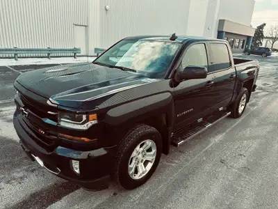 TRIPLE BLACK CREW CAB 2LT Z71 OFF ROAD SHORT BOX, MIDDLE CONSOLE, FRONT INDIVIDUAL HEATED POWER SEAT...