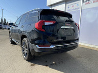 ONE OWNER, Heated and Cooled Front Seats, 360 Camera, PANORAMIC SUNROOF, NAVIGATION, Power Tailgate,... (image 2)