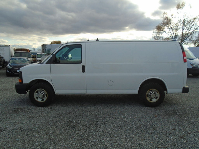  2014 Chevrolet Express RWD 2500 135 in Cars & Trucks in St. Catharines - Image 2
