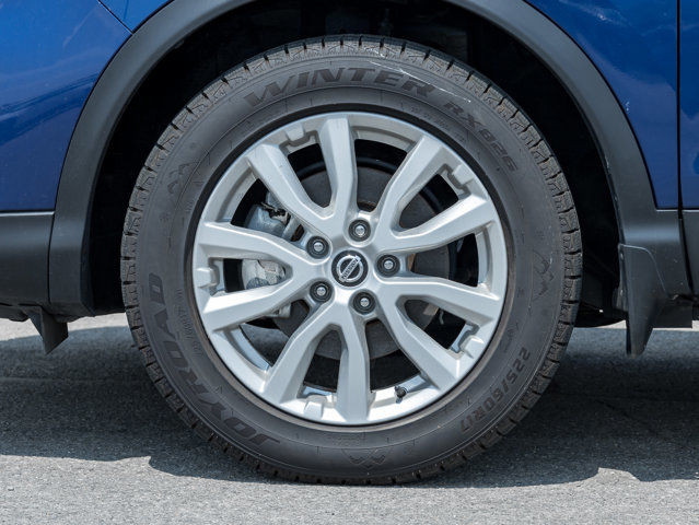2023 Nissan Qashqai SV |Clean Carfax | Heated Seats in Cars & Trucks in Hamilton - Image 4