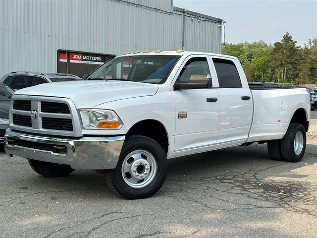 2012 Ram 3500 Crew Cab 4x4 Long Bed DRW SLT in Cars & Trucks in Markham / York Region