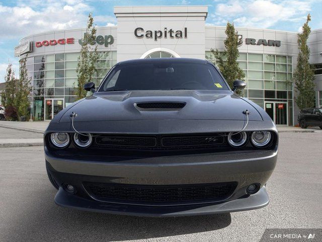 2023 Dodge Challenger R/T | RWD | 5.7L V8 HEMI MDS VVT Engine in Cars & Trucks in Edmonton - Image 2