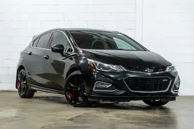 Francais: * Démarreur Engine: Moteur à 4 cylindres 1.4L L/100Km City: 8.4 L/100Km Hwy: 6.4 Safety Eq...