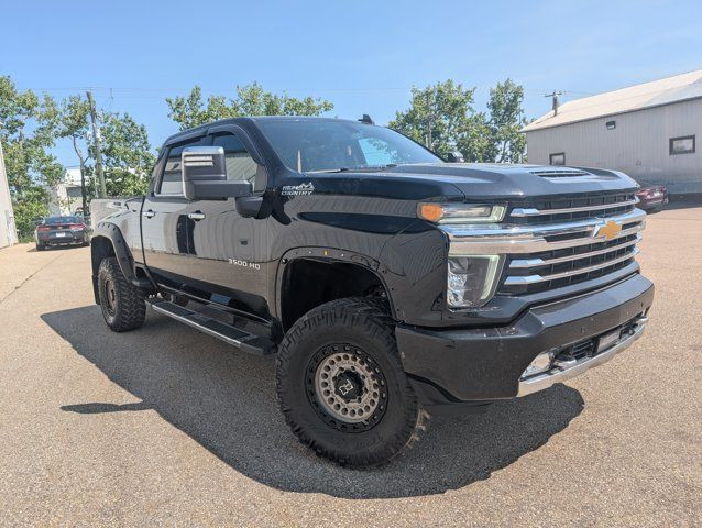 2023 Chevrolet Silverado 3500HD High Country 4WD Crew Cab 159 in Cars & Trucks in Grande Prairie - Image 3