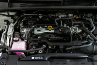 Francais: * Moteur: 2.0L 4 cylindres DACT 16V VVT-i - incluant: moteur synchrone Engine: Moteur à 4... (image 9)