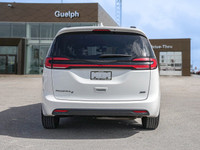 *18 inch Aluminum Wheels, Black Seats, Heated Seats, Heated Steering Wheel, 3.6L Pentastar VVT V6 wi... (image 4)