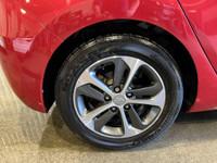 Welcome Ontario customers! All our vehicles are Ontario safety check/e-tested. We offer financing ad... (image 6)