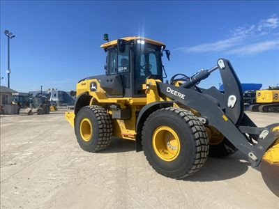 2023 John Deere 624 P in Heavy Equipment in Prince George - Image 2